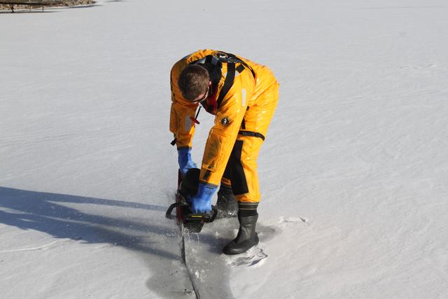 FF J. Cobb Cutting the ice